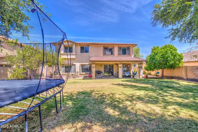 4609 E IRONHORSE Road, Gilbert, AZ 85297