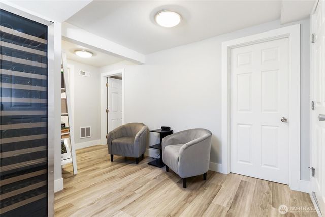 10010 13th Avenue NW, Seattle, WA 98177