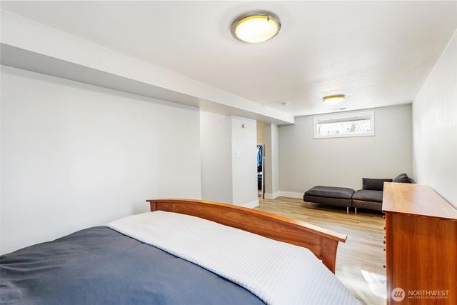10010 13th Avenue NW, Seattle, WA 98177