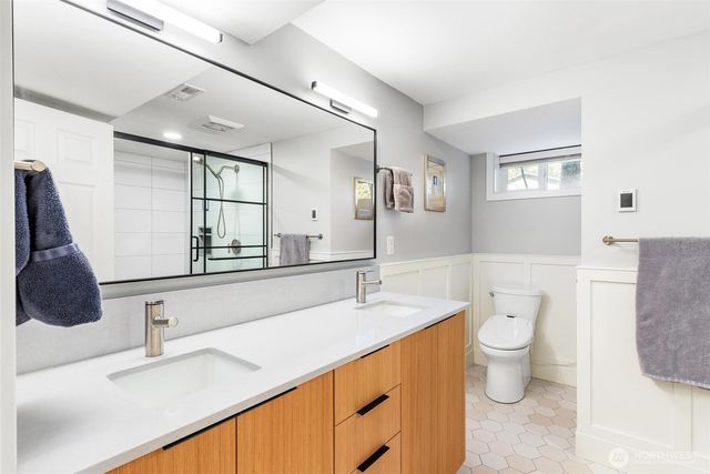 10010 13th Avenue NW, Seattle, WA 98177