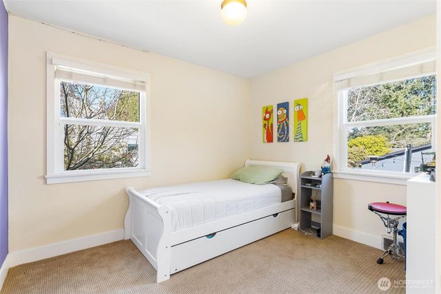 10010 13th Avenue NW, Seattle, WA 98177