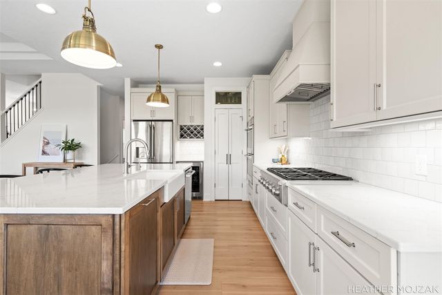 8115 Hanna Lake Avenue, Caledonia, MI 49316
