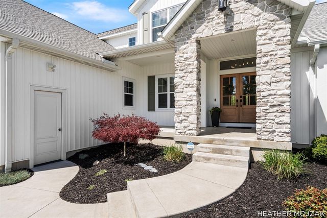 8115 Hanna Lake Avenue, Caledonia, MI 49316