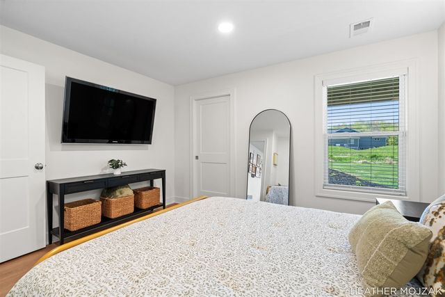 8115 Hanna Lake Avenue, Caledonia, MI 49316