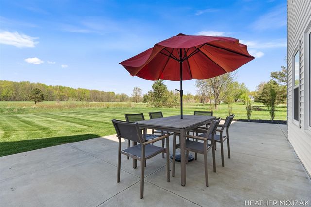 8115 Hanna Lake Avenue, Caledonia, MI 49316