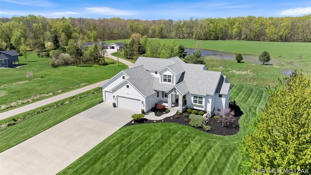 8115 Hanna Lake Avenue, Caledonia, MI 49316