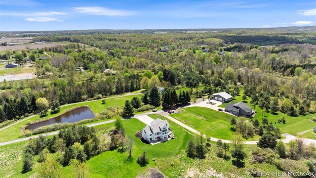 8115 Hanna Lake Avenue, Caledonia, MI 49316