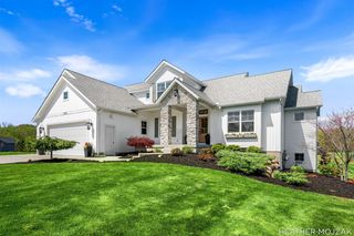 8115 Hanna Lake Avenue, Caledonia, MI 49316