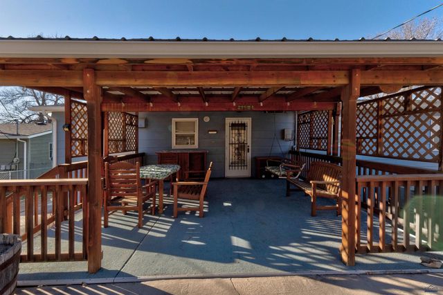 1738 MOUNTAIN VIEW DR, Rapid City, SD 57702