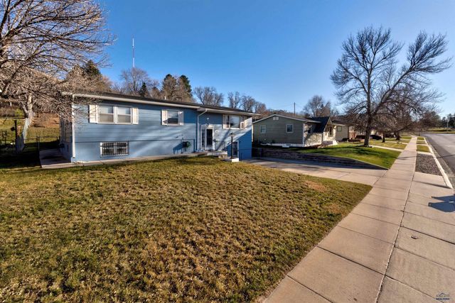 1738 MOUNTAIN VIEW DR, Rapid City, SD 57702