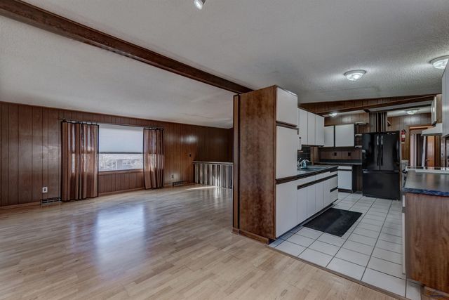 1738 MOUNTAIN VIEW DR, Rapid City, SD 57702