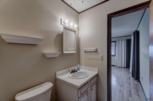 1738 MOUNTAIN VIEW DR, Rapid City, SD 57702