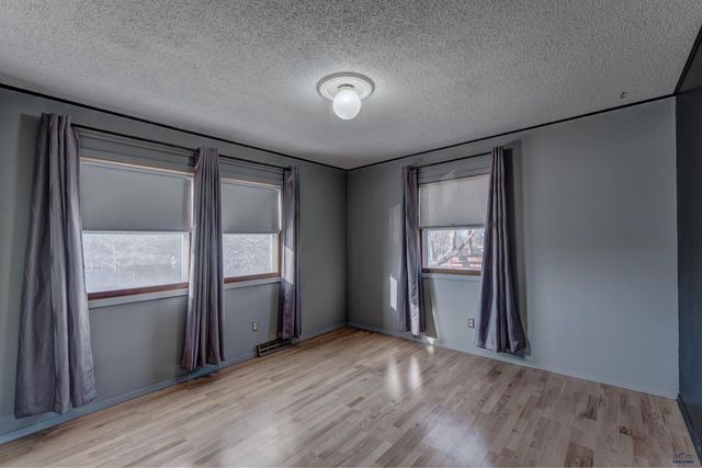 1738 MOUNTAIN VIEW DR, Rapid City, SD 57702