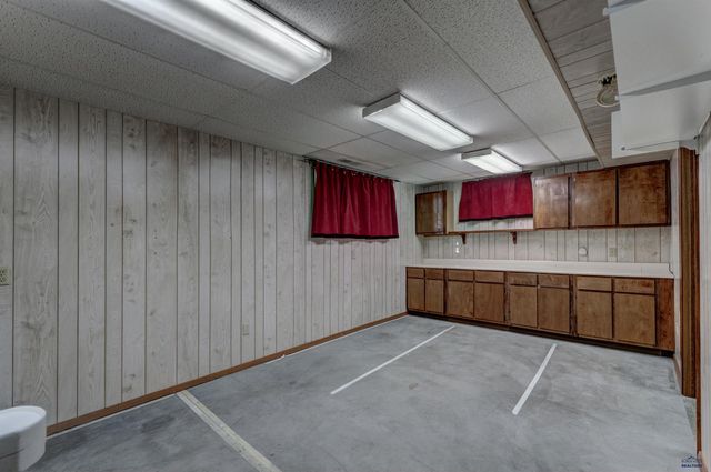 1738 MOUNTAIN VIEW DR, Rapid City, SD 57702