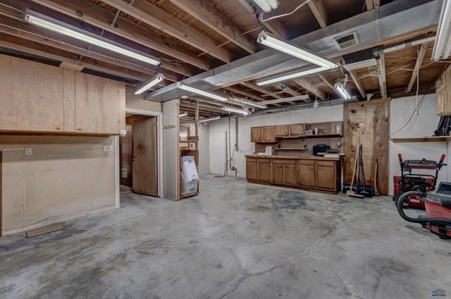 1738 MOUNTAIN VIEW DR, Rapid City, SD 57702