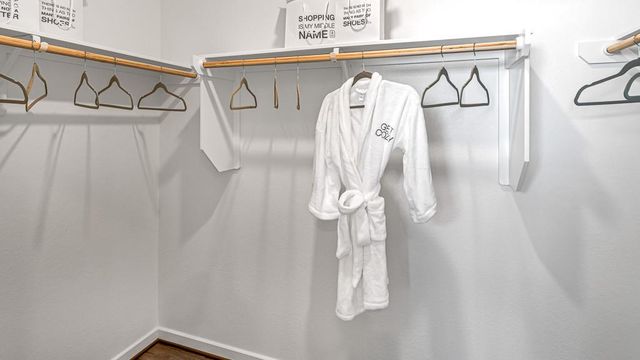 22127 Strathfield Circle, Cypress, TX 77433