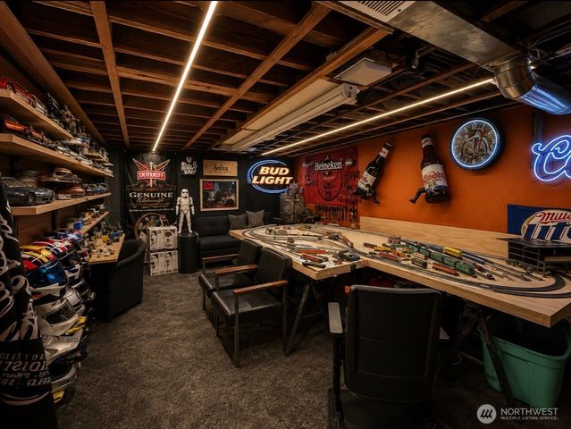 6924 Johnson Road NE, Tacoma, WA 98422