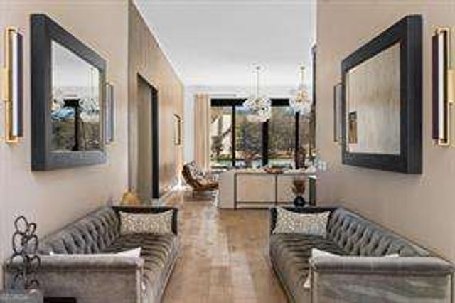 298 W River Bend Drive, Eatonton, GA 31024