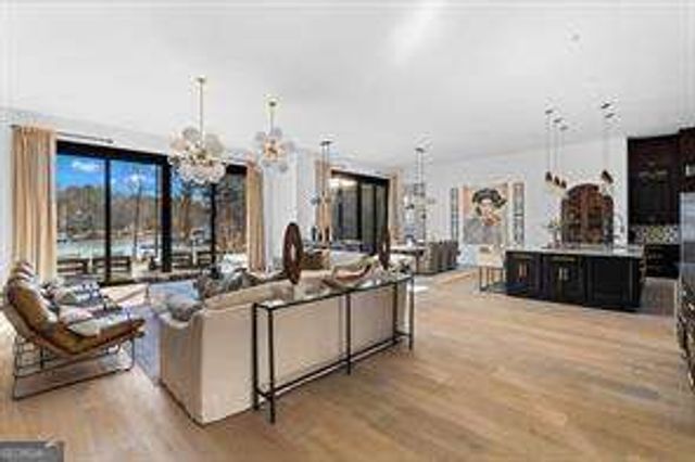 298 W River Bend Drive, Eatonton, GA 31024