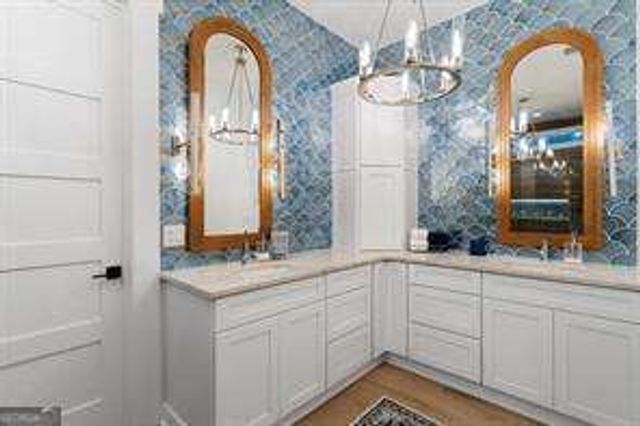 298 W River Bend Drive, Eatonton, GA 31024