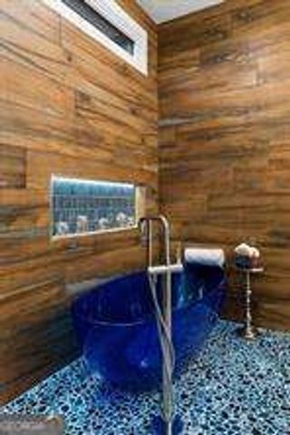 298 W River Bend Drive, Eatonton, GA 31024