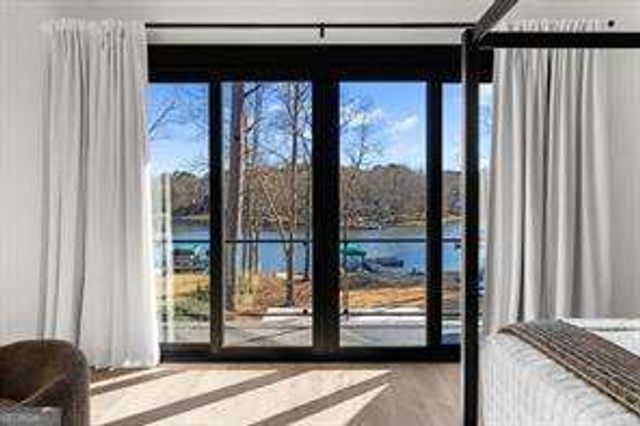 298 W River Bend Drive, Eatonton, GA 31024