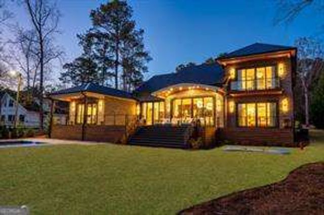 298 W River Bend Drive, Eatonton, GA 31024