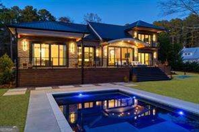 298 W River Bend Drive, Eatonton, GA 31024