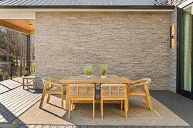 298 W River Bend Drive, Eatonton, GA 31024