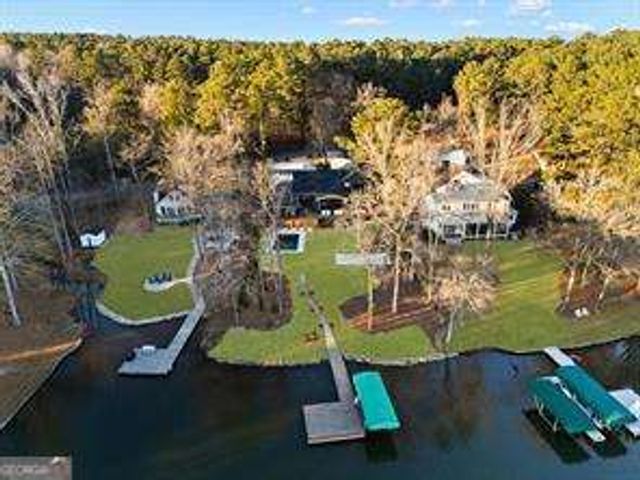 298 W River Bend Drive, Eatonton, GA 31024