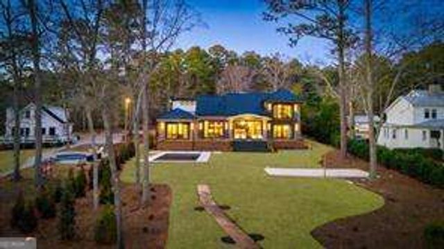 298 W River Bend Drive, Eatonton, GA 31024