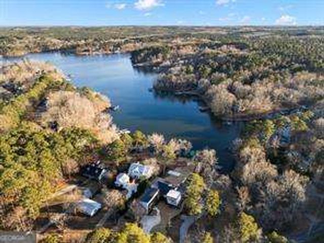 298 W River Bend Drive, Eatonton, GA 31024