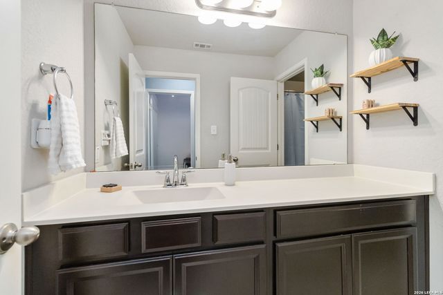 13107 Dakota, San Antonio, TX 78254