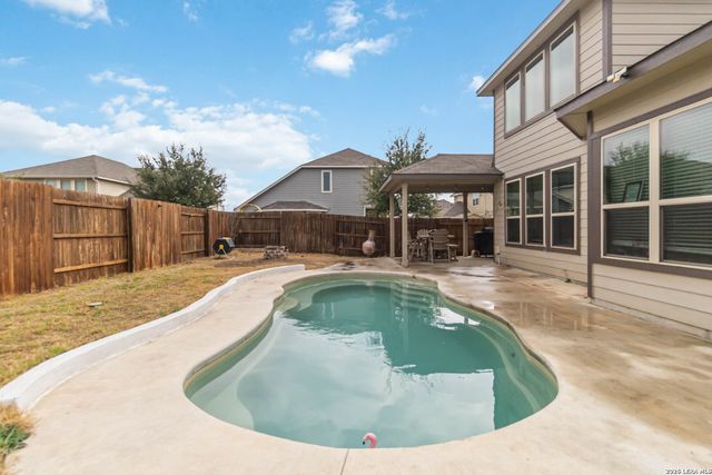 13107 Dakota, San Antonio, TX 78254