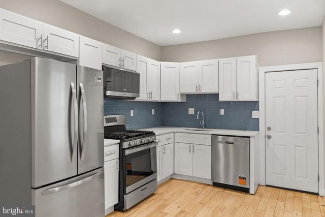 3023 W COLONA ST, Philadelphia, PA 19132