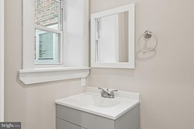 3023 W COLONA ST, Philadelphia, PA 19132