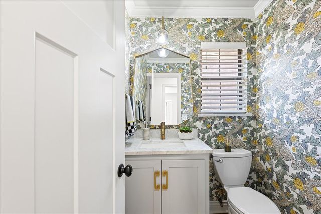 11325 Quail Creek Road, Oklahoma City, OK 73120