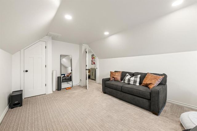 11325 Quail Creek Road, Oklahoma City, OK 73120