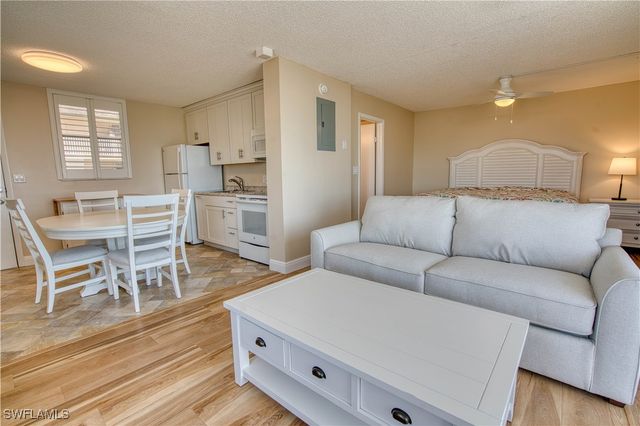 5500 Bonita Beach RD 601, Bonita Springs, FL 34134