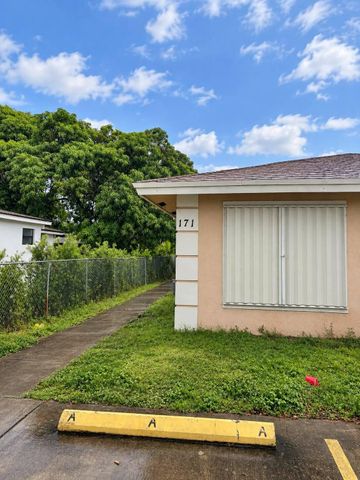 171 SE 3RD Street B, Deerfield Beach, FL 33441