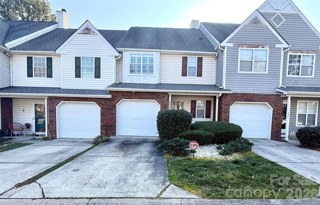 5965 Prescott Court, Charlotte, NC 28269