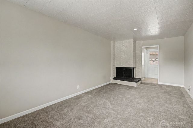 11 Hillgard Street, Dayton, OH 45426