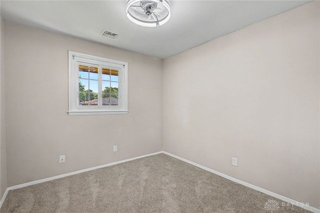 11 Hillgard Street, Dayton, OH 45426