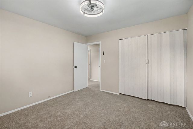 11 Hillgard Street, Dayton, OH 45426