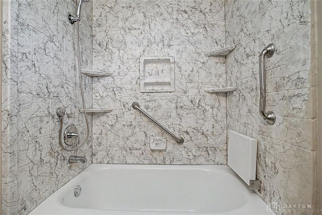 11 Hillgard Street, Dayton, OH 45426