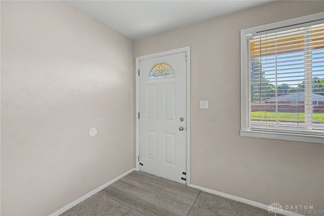 11 Hillgard Street, Dayton, OH 45426