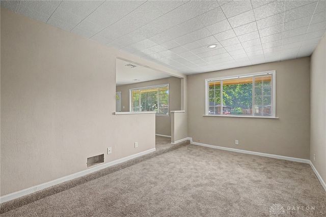 11 Hillgard Street, Dayton, OH 45426