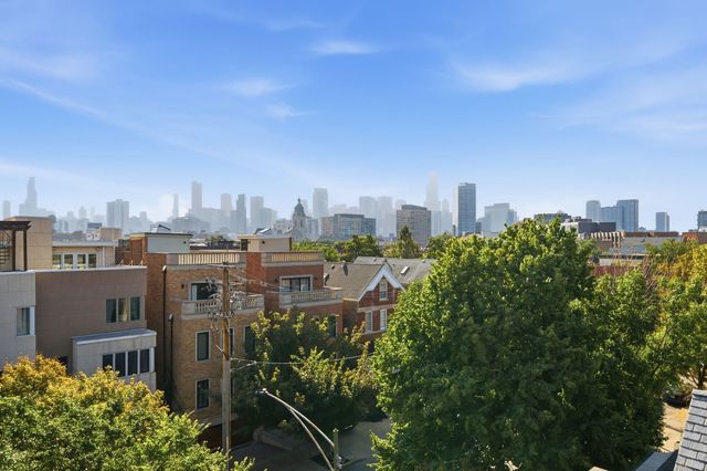 952 N Racine Avenue, Chicago, IL 60642