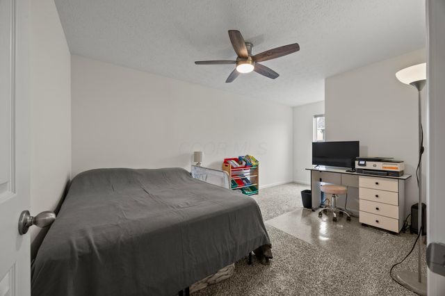 513 Heidish Drive, Commercial Point, OH 43116