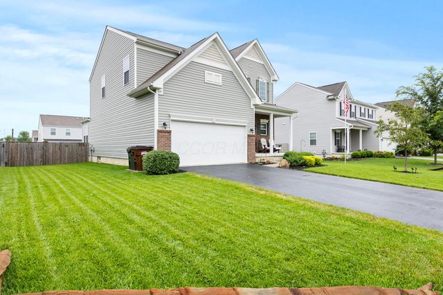 513 Heidish Drive, Commercial Point, OH 43116